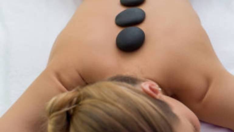 HOT STONE MASSAGE